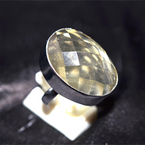 925 Sterling Silver Round Faceted Lemon Quartz Bezel Ring