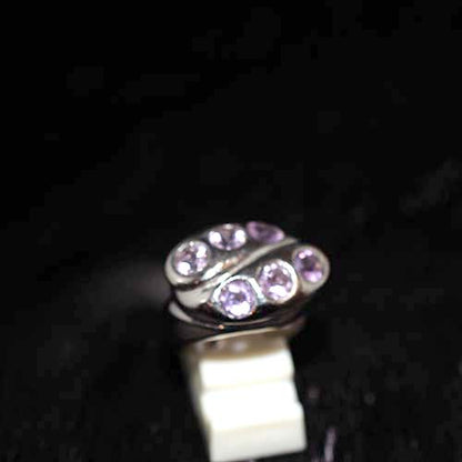 925 Sterling Silver Light Purple Gemstone Oval Motif Ring
