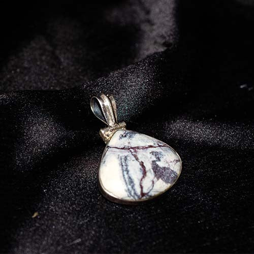 925 Sterling Silver Purple Veined Jasper Freeform Pendant