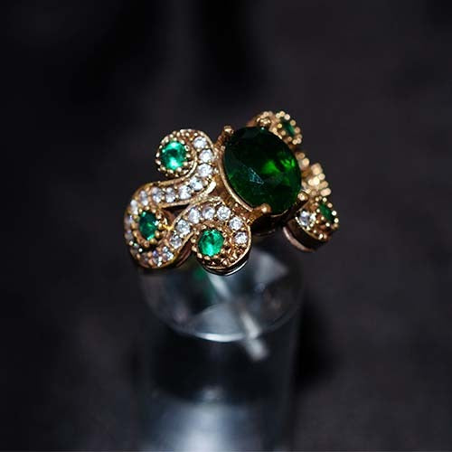 6 Carat Gold Plated Green and White Ornate Cocktail Ring