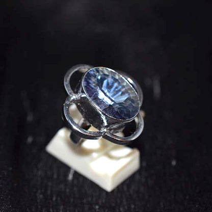 925 Sterling Silver Blue Topaz Flower Motif Ring