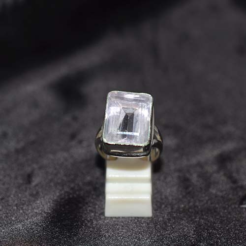 925 Sterling Silver White Topaz Split Shank Ring