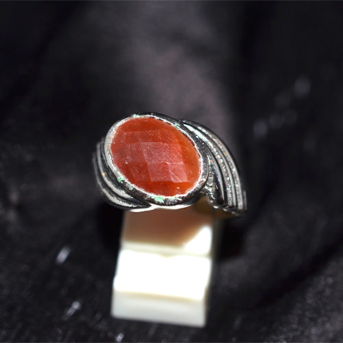 925 Sterling Silver Oval Carnelian Turkish Ring with Grooved Bypass Shank