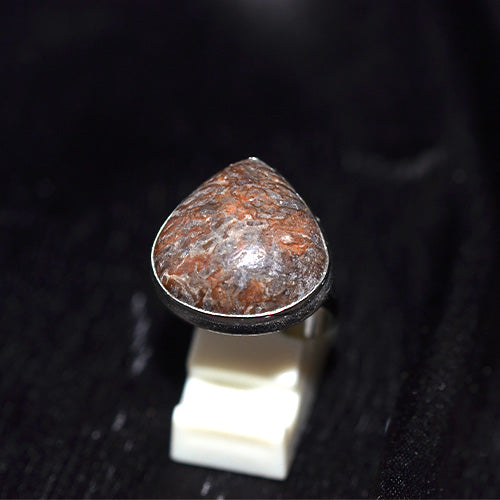 925 Sterling Silver Textured Red Jasper Teardrop Ring