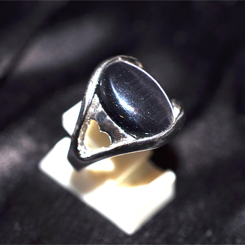 925 Sterling Silver Black Cat Eye Heart Motif Ring