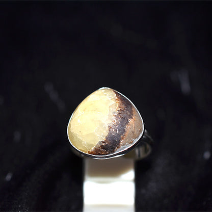 925 Sterling Silver Trillion Cut Bicolor Agate Ring