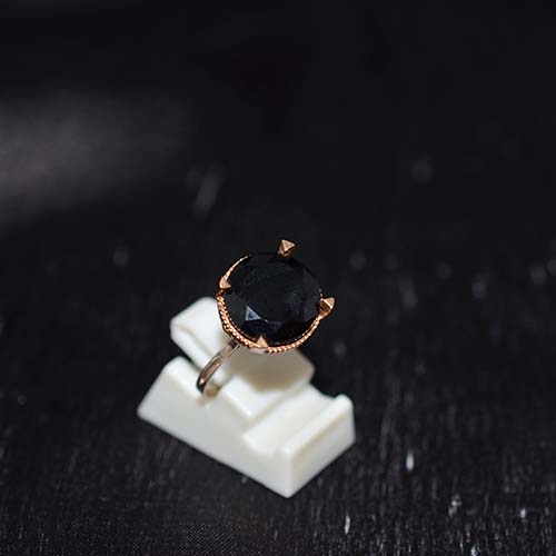 6 Carat Gold Plated Black Onyx Solitaire Ring