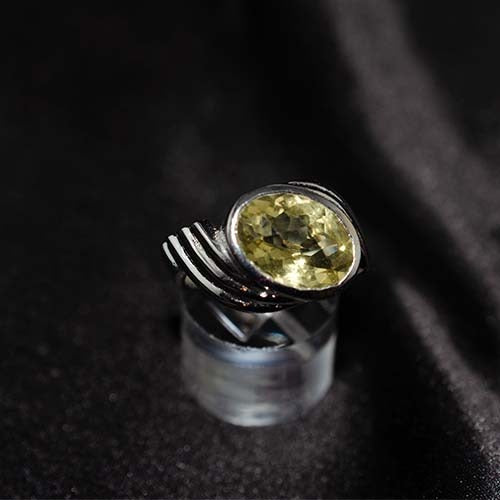 925 Sterling Silver Lemon Quartz Wave Band Ring