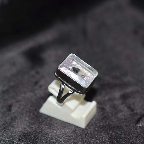 925 Sterling Silver White Topaz Split Shank Ring