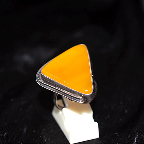 925 Sterling Silver Triangle Yellow Amber Modern Ring