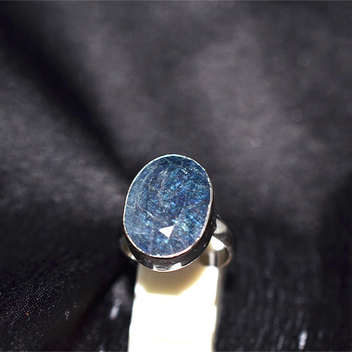 925 Sterling Silver Oval Blue Kyanite Ring