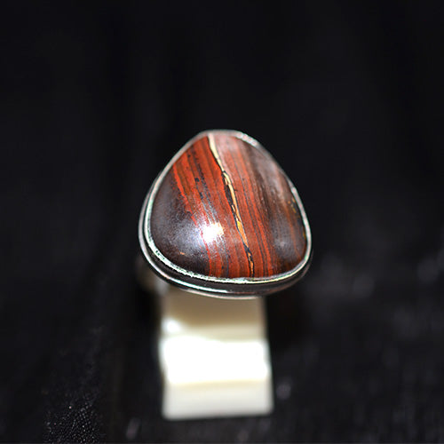 925 Sterling Silver Red Tiger Iron Soft Shield Ring