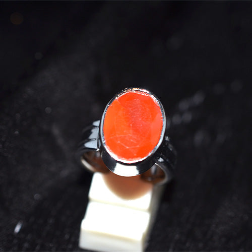 925 Sterling Silver Oval Faceted Carnelian Ring with Ribbed Shank