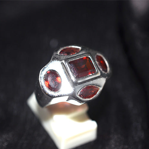 925 Sterling Silver Geometric Garnet Statement Ring