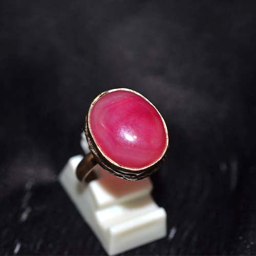 925 Sterling Silver Fuchsia Agate Ornate Oval Ring