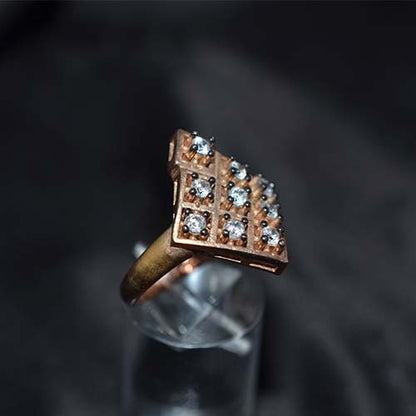 6 Carat Gold Plated White Crystal Square Grid Ring