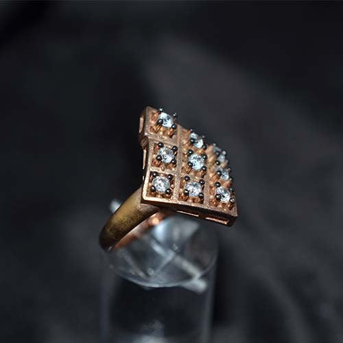 6 Carat Gold Plated White Crystal Square Grid Ring