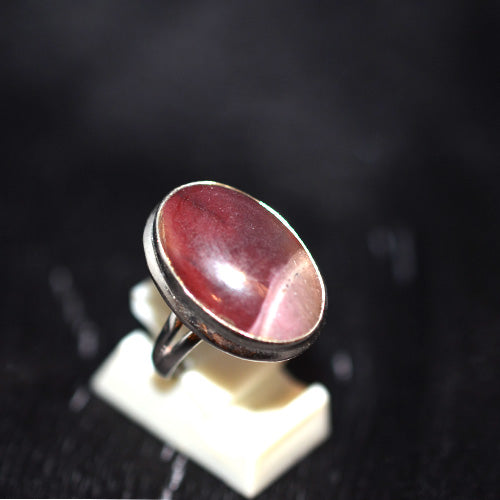 925 Sterling Silver Rhodochrosite Oval Bezel Ring