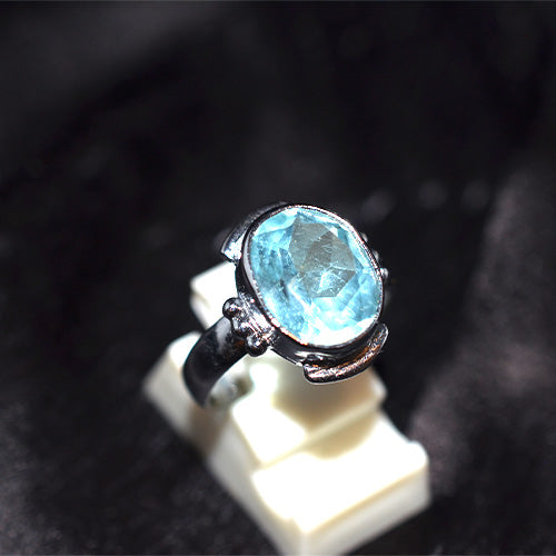 925 Sterling Silver Oval Blue Topaz Ornate Setting Ring