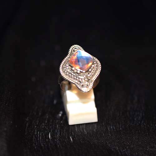 925 Sterling Silver Iridescent Cushion Gemstone Ring with Twisted Frame