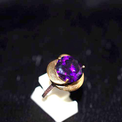 6 Carat Gold Plated Amethyst Modern Design Ring