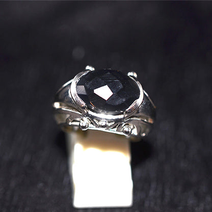 925 Sterling Silver Oval Black Onyx Crown Setting Ring