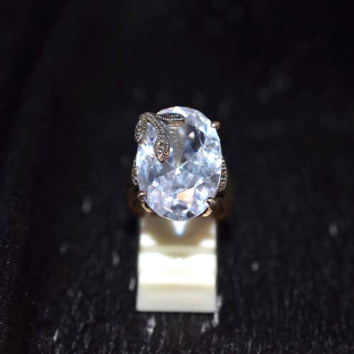 6-Carat-Gold-Plated Large Oval Crystal Ring with Marcasite Leaf Motif