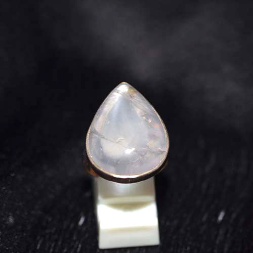 925 Sterling Silver Rose Quartz Teardrop Cabochon Ring