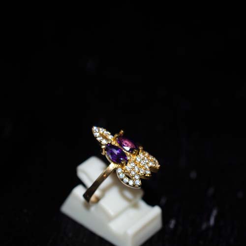 6 Carat Gold Plated Purple Marquis Floral Motif Ring