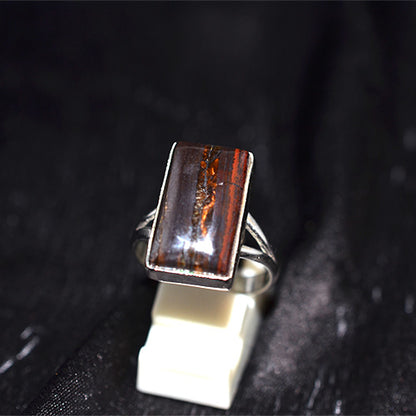 925 Sterling Silver Tiger Iron Rectangle Split Shank Ring