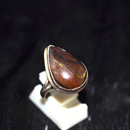 925 Sterling Silver Classic Tiger Iron Teardrop Ring