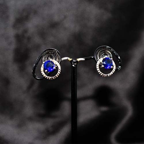 925 Sterling Silver Blue Crystal Rope Border Stud Earrings