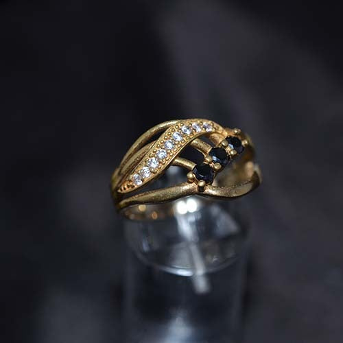 6 Carat Gold Plated Black and White Multi Row Ring