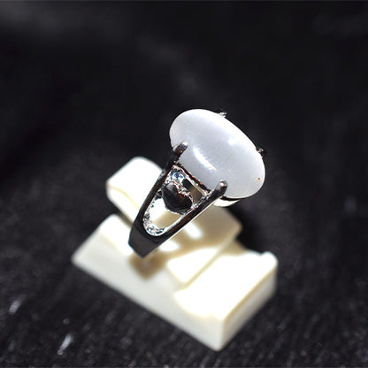 925 Sterling Silver Oval Cats Eye Ring with Heart Motif Shank