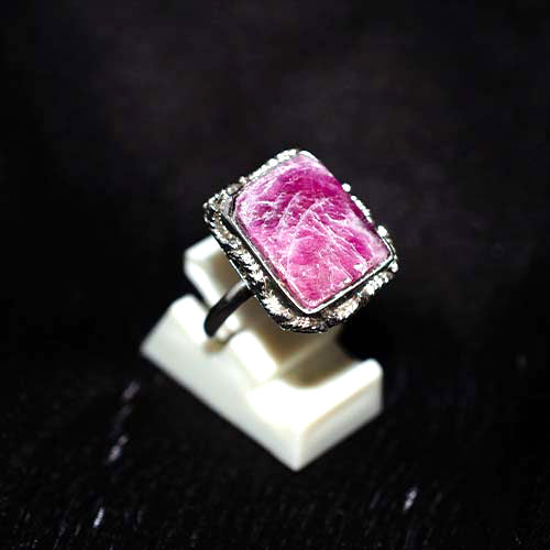 925 Sterling Silver Raw Ruby Rectangle Twisted Rope Setting Ring