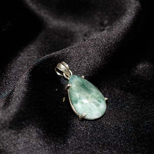 925 Sterling Silver Green Moss Agate Teardrop Pendant