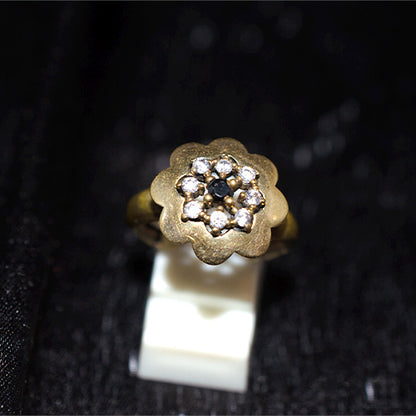 6 Carat Gold Plated Turkish Black Onyx Scalloped Flower Ring