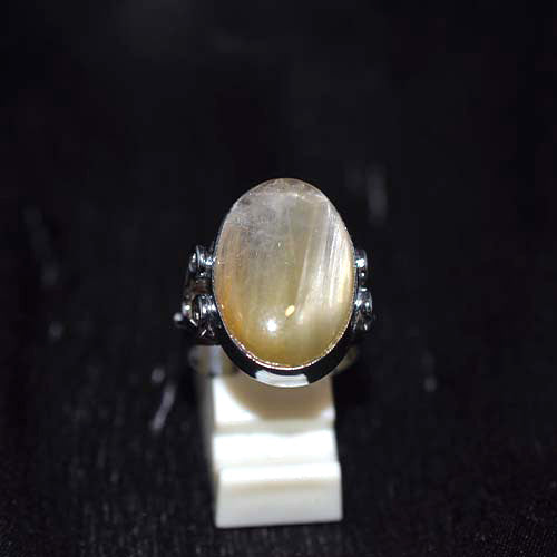 925 Sterling Silver Oval Cat’s Eye Ring
