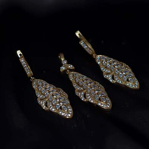 6 Carat Gold Plated Leaf Motif Drop Earrings
