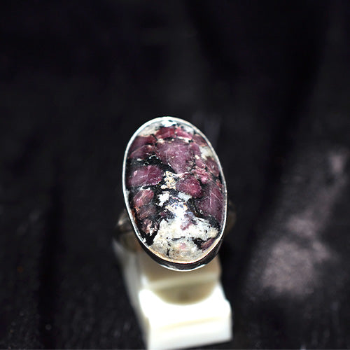 925 Sterling Silver Eudialyte Oval Ring
