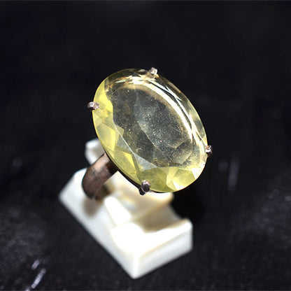 925 Sterling Silver Classic Oval Lemon Quartz Four-Prong Ring
