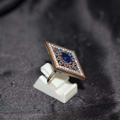 6 Carat Gold Plated Blue Sapphire Diamond Motif Ring