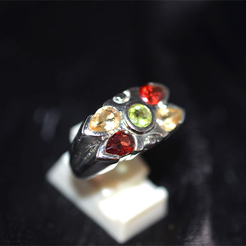 925 Sterling Silver Mixed Gemstone Floral Motif Ring