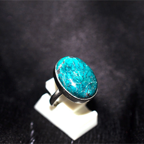 925 Sterling Silver Oval Veined Turquoise Ring