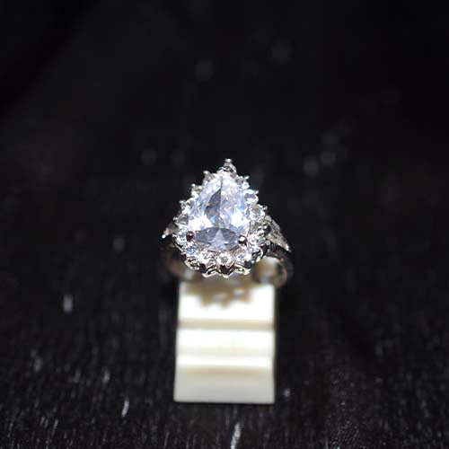 925 Sterling Silver Cubic Zirconia Marquee Halo Ring