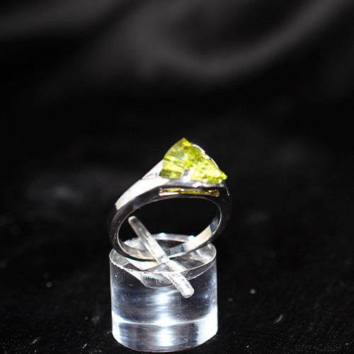 925 Sterling Silver Yellow Trillion Cut Ring