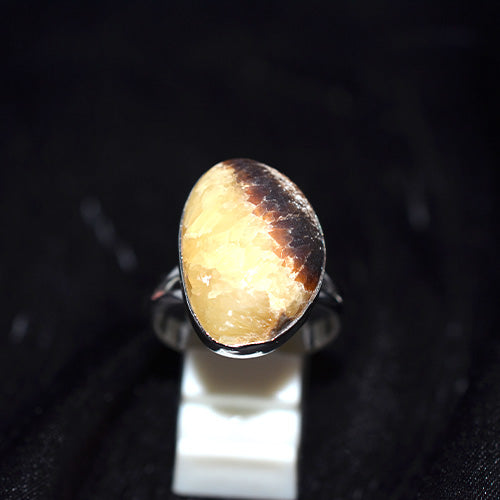 925 Sterling Silver Oval Bicolor Agate Ring
