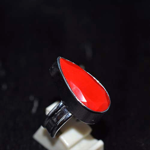925 Sterling Silver Faceted Red Onyx Teardrop Wide Band Ring