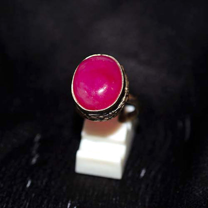 925 Sterling Silver Fuchsia Agate Ornate Oval Ring