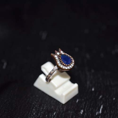 925 Sterling Silver Blue Teardrop Crown Ring
